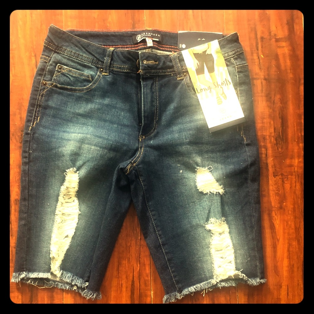 Long distressed shorts